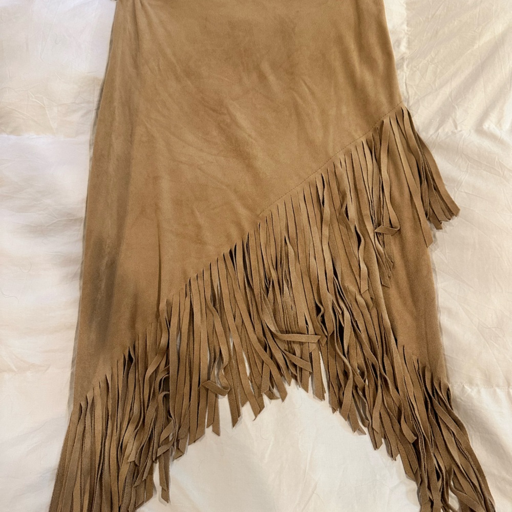 Suede asymmetrical fringe skirt
